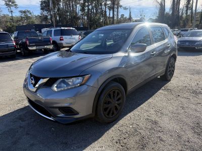 2016 Nissan Rogue S's photo