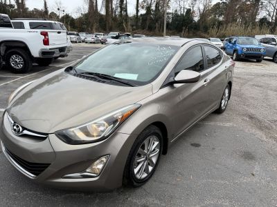 2014 Hyundai Elantra SE's photo